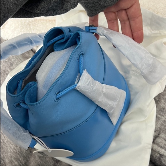 STAUD Agnes Bucket Bag NWT - Picture 7 of 8